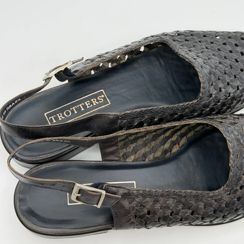 Trotters Lea Woven Leather Slingback Flats Women 10M Black Brazil Classic Office